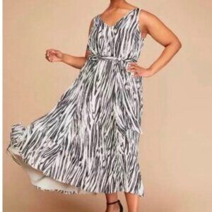 Lane Bryant EUC animal print dress